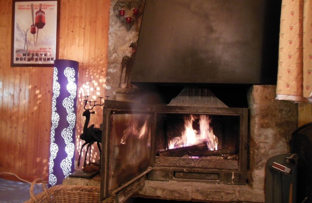 Authentic alpine chalet in Chamonix Valley, next to Prarion piste, Les Houches.
