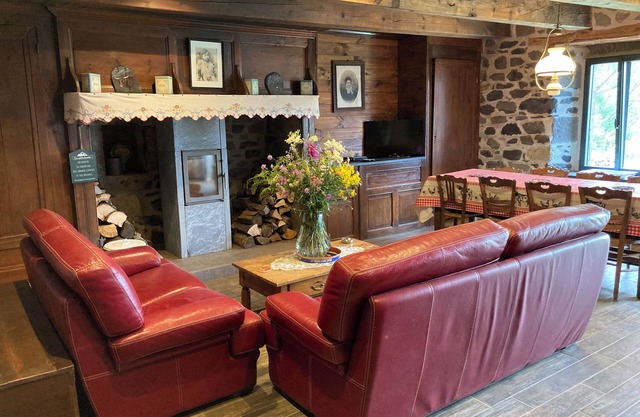 Authentic Auvergne house in the heart of Cezallier