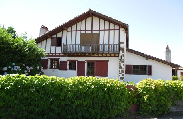 Authentic Basque House 380M2 to 15 km Biarritz Anglet Bayonne