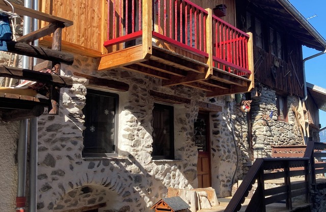 Authentic Savoyard village house, Méribel Les Allues