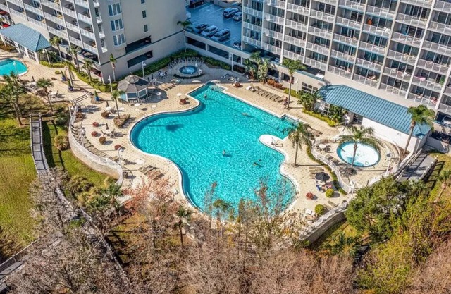 AVAILABLE TODAY-OCT 5 POOL LAKE DISNEY FIREWORK VIEW 9:30 PM LOVELY 1 BDR 2 BTH