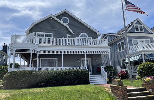 AVON BY THE SEA LUXURY HOME STEPS FROM THE BEACH WITH GORGEOUS OCEAN VIEWS