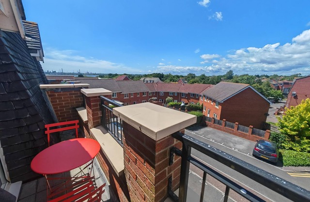 Avro - 2 bedroom Maisonette in Hamble