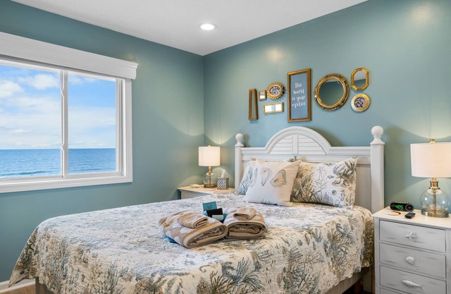 Aw Shucks Oceanfront 2 BD/2BA Condo, Safe, Clean, Close to CB Boardwalk