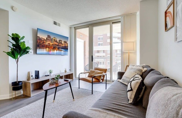 Awesome 1 Bedroom Apt @Ballston With Gym