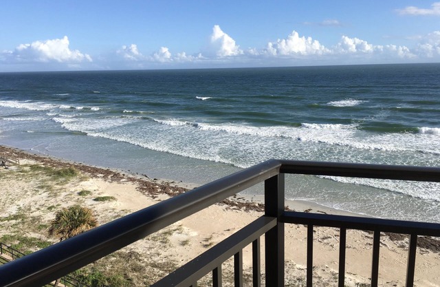 Awesome 6th Story View Of The Ocean, Pool And Beach