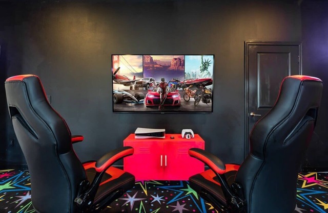 Awesome 8BR Villa by Disney | Pool/Theater/Arcade