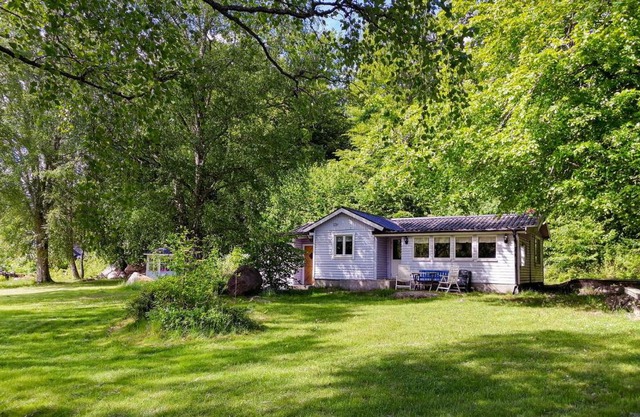 Awesome Home In Fjälkinge With Kitchen