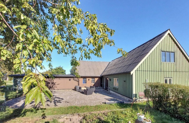 Awesome home in Mörarp with WiFi