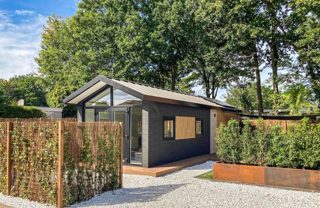 Awesome home in Putten with WiFi
