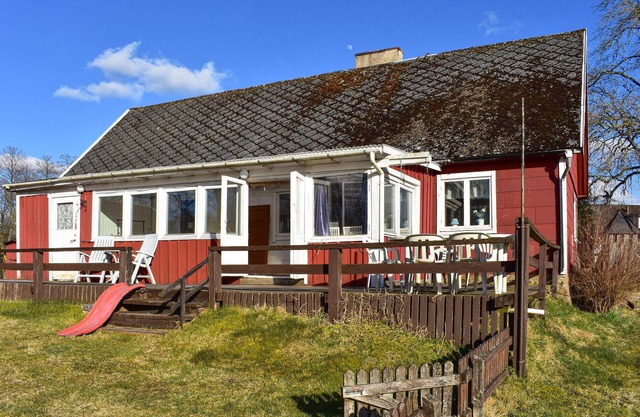 Awesome home in Vittsjö