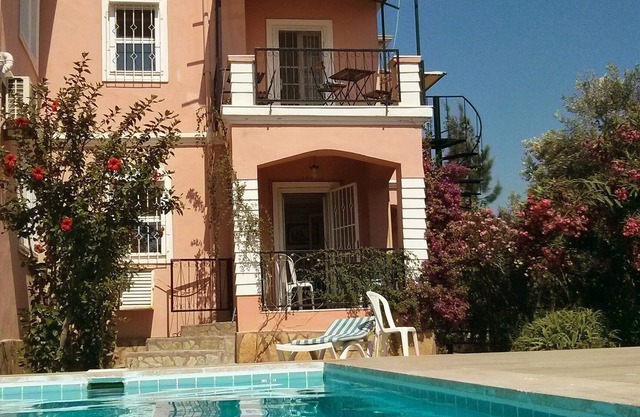 Ayyildiz Apt, Villa Begonia, Spacious Garden, With Garden and mountain views