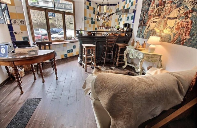 B&B Golden Lion