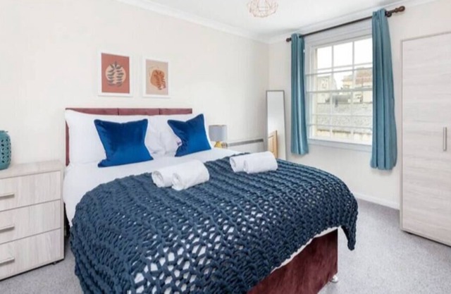 Beautiful Central 1-Bed Apartment!! ££Deals on now