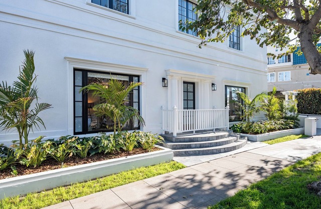B5378 Coronado Crown Villas