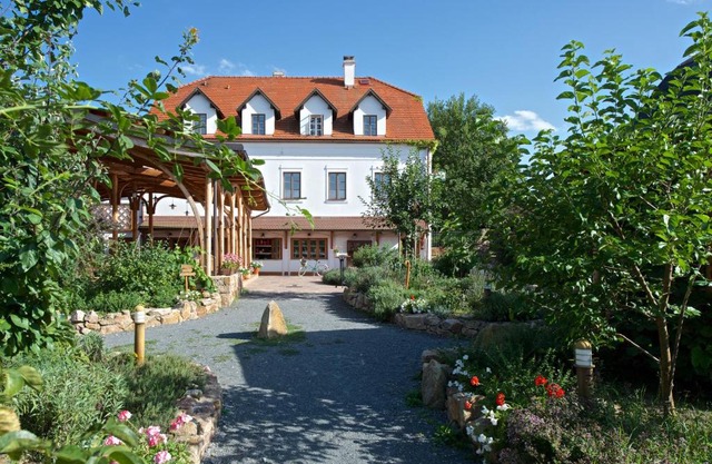 Babiččina Zahrada Penzion & Restaurant
