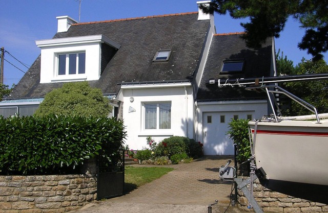 Baden Studio Rentals facing the sea