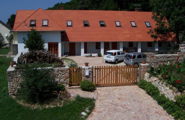Bakonyi Apartmanház Eplény