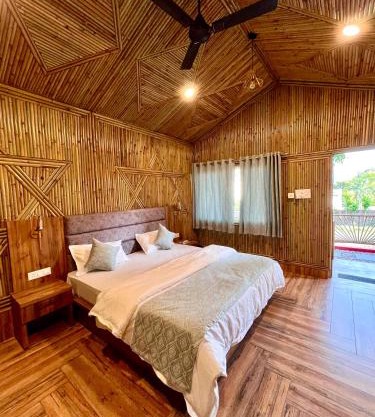 Bamboo Garden Cottages and Cafe