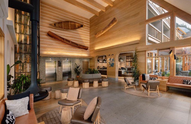 Banff | Spacious King Suite | Fireplace + Balcony