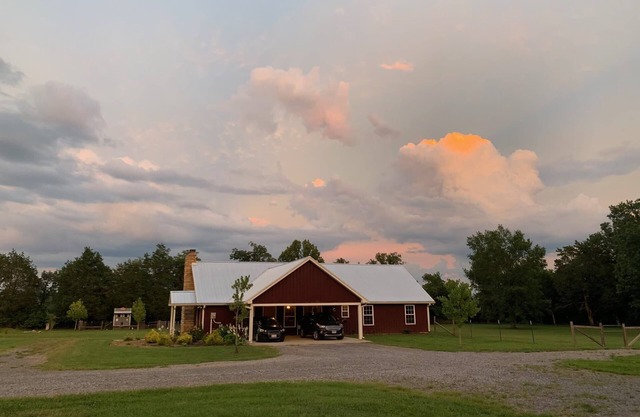 Barndominium Retreat 10 mins to DT Murfreesboro!