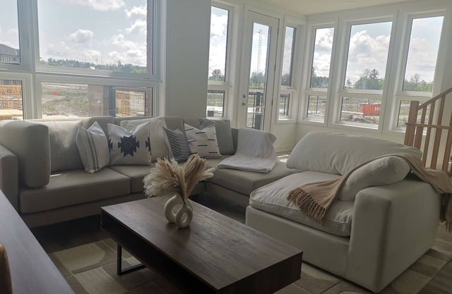 Barrie Comfort Lodging