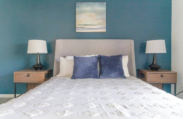 Barsala l Stylish 1BD with resort-style amenities