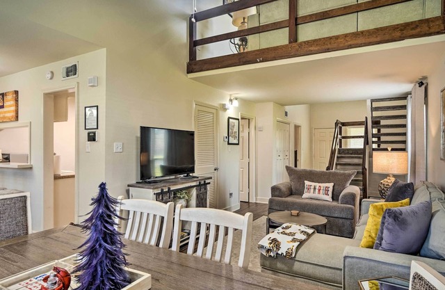 Baton Rouge Townhome ~ 3 Mi From LSU Campus!