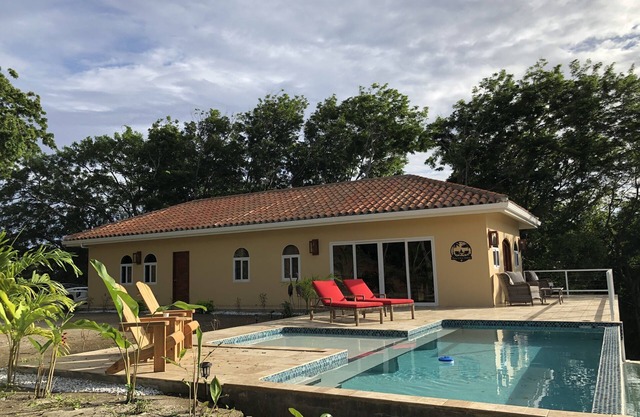 Bay View Vista - Private Pool with First Bight View