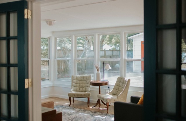 Bay Walk Rental Near Beach, Bay, Downtown