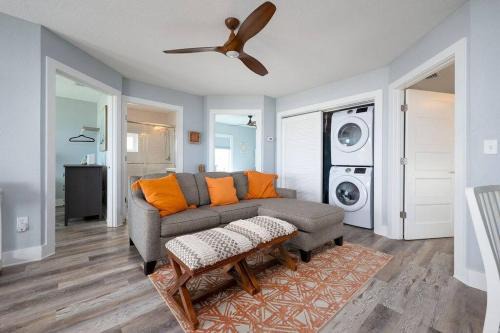 Be A Nomad - Oceanfront for Big Groups - Combined Top