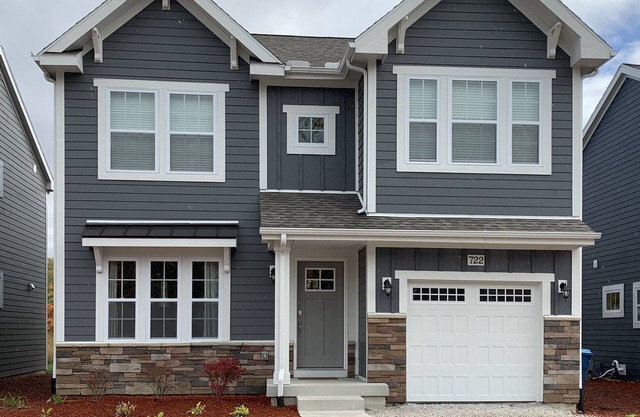 Beach Daze - 3 Baths, 4 Bedrooms, 5 Stars AND A NEW POOL!