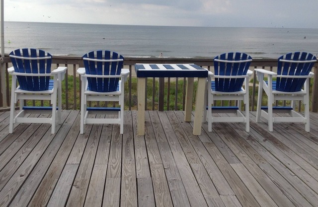 Beach front, 3/2 in the house with a 3rd bath downstairs in the garage