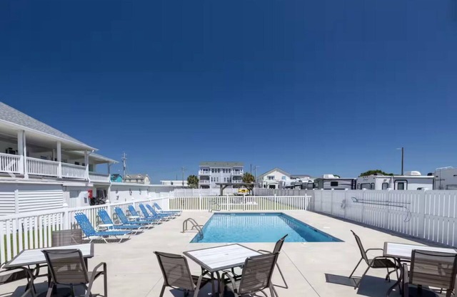 Beach Get Away 1stFloor Max6 WiFi