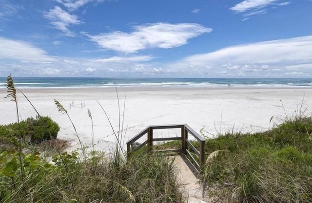 Beach Haven - Daytona Beach Oceanfront Vacations, Inc