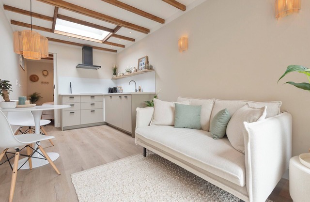 Beach House at C with Private Parking