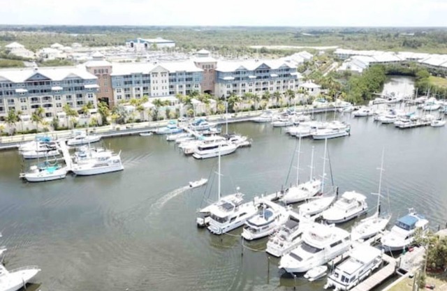 BEACH RESORT CONDO AT LITTLE HARBOR 1 st fl #519