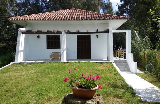 Beach Villa. Direct sea access, family friendly, lg veranda, garden, in village.