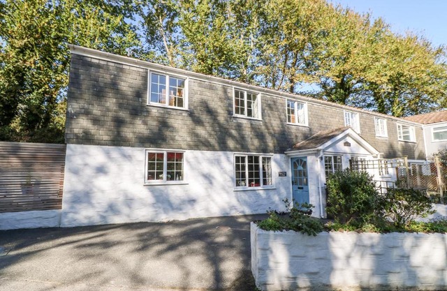 Beach Way Cottage