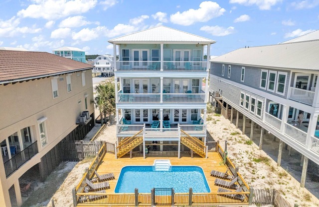 Beachfront 14br house - Private Pool - 6 Master Suites - Sleeps 38 - Bella Sol 1