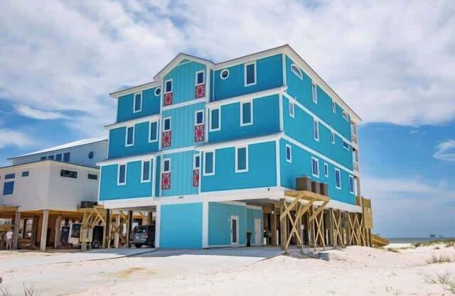 BeachFront 18Bed Pool EasyBreezy
