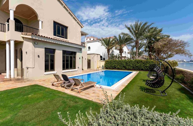 Beachfront 6BR Villa w/Private Pool at the Palm