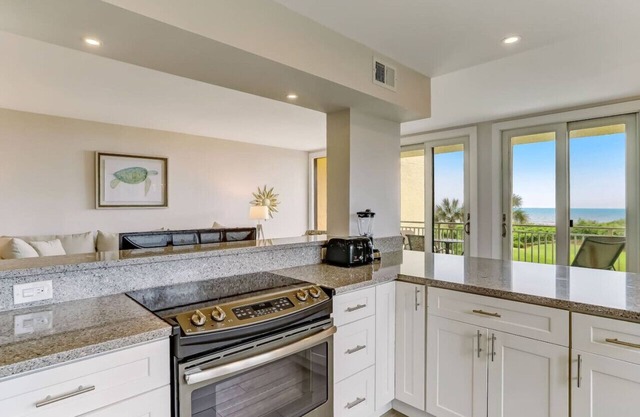Beachfront Bliss with spectacular views