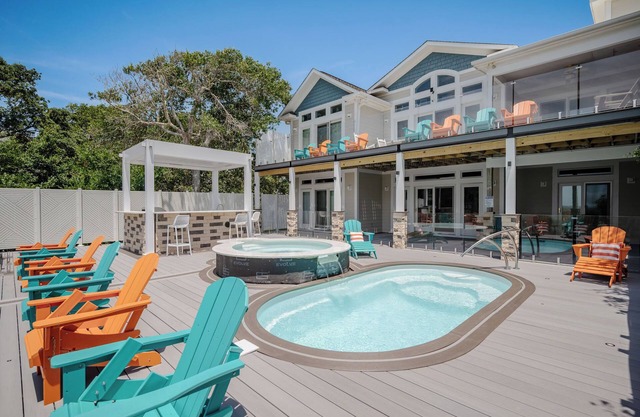 Beachfront Bliss: Exquisite Oceanfront Home with Direct Walkway to Gazebo and Be