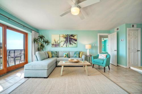 Beachfront Complex w 2 Pools Tennis Gulf Views Rise N Beach by AvantStay