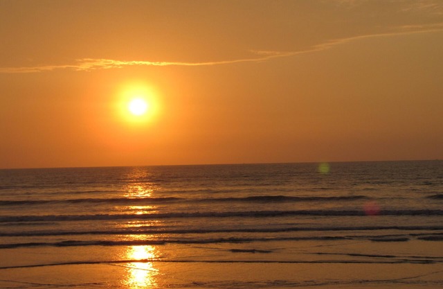 Beachfront Condo; Infinity Pool; 2 Bdrm ;2 Bath; Plus Gorgeous Views