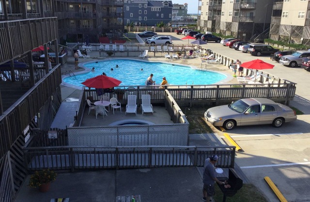 Beachfront Condo - Outer Banks Beach Club, 3Pools, closest to beach, & shops