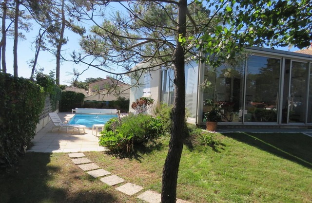 Beachfront family villa with pool