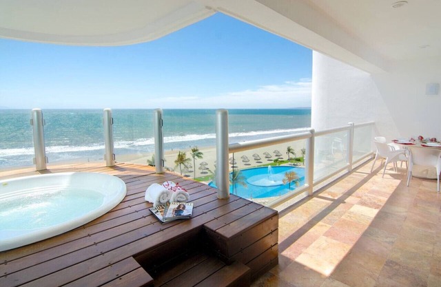 Beachfront Luxury Condo