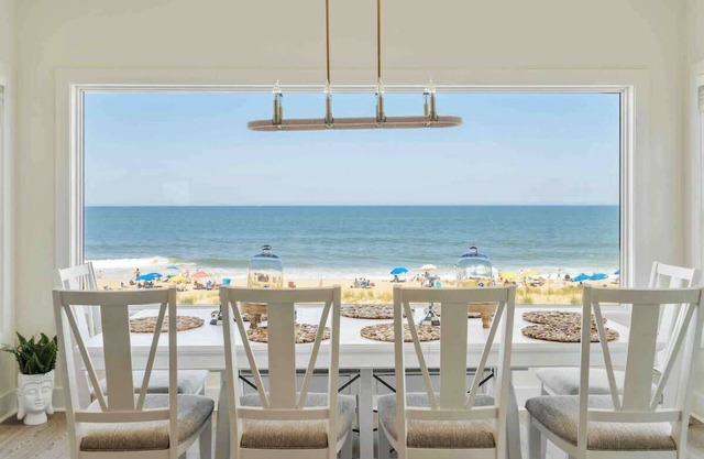 Beachfront Luxury Villa in Dewey Beach, Two Master Bedroom